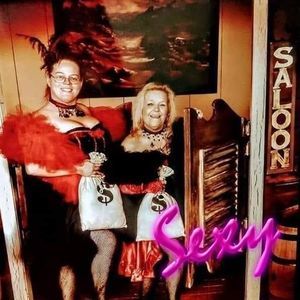 Meet your Posher, Pamela goins